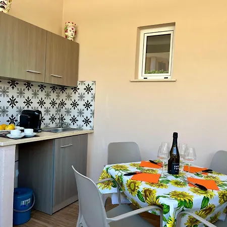 Apartmanhotel Salsedine Tropea Capo Vaticano 4*