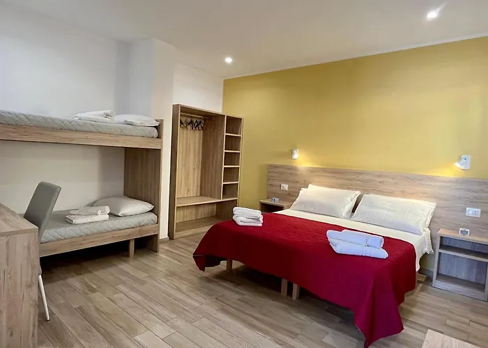 Salsedine Tropea Capo Vaticano מלון דירות 4*