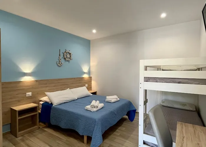 Salsedine Tropea Capo Vaticano מלון דירות 4*